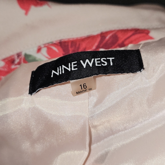 Nine West Purple Pink Floral Print Rosebud Blazer Jacket and Dress Set - Picture 9 of 13